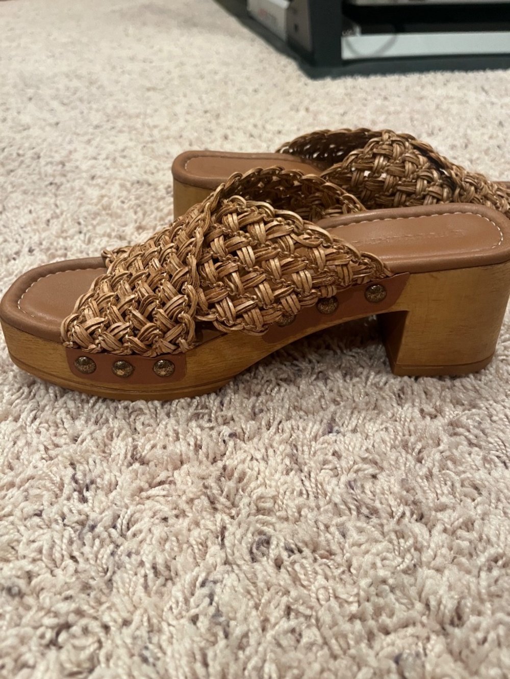 Chocolat Blu Dawn Platform Slide Sandal - Picture 6 of 14